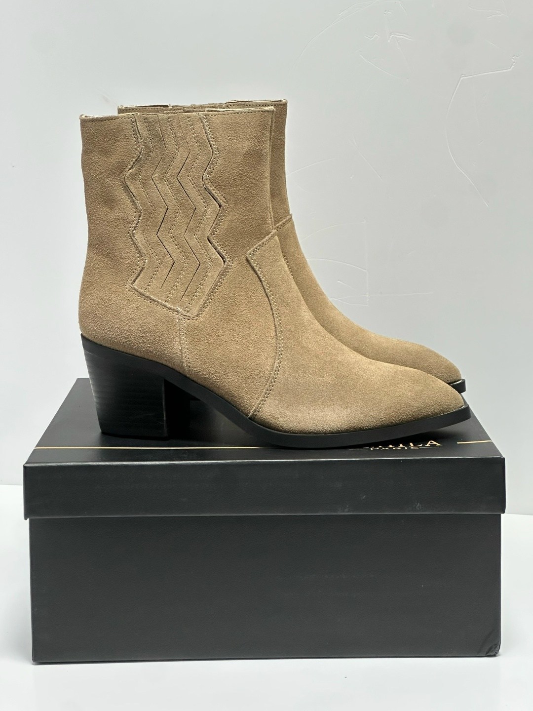 ,женские ботильоны, женская,деми замшевые полусапоги,казаки женские