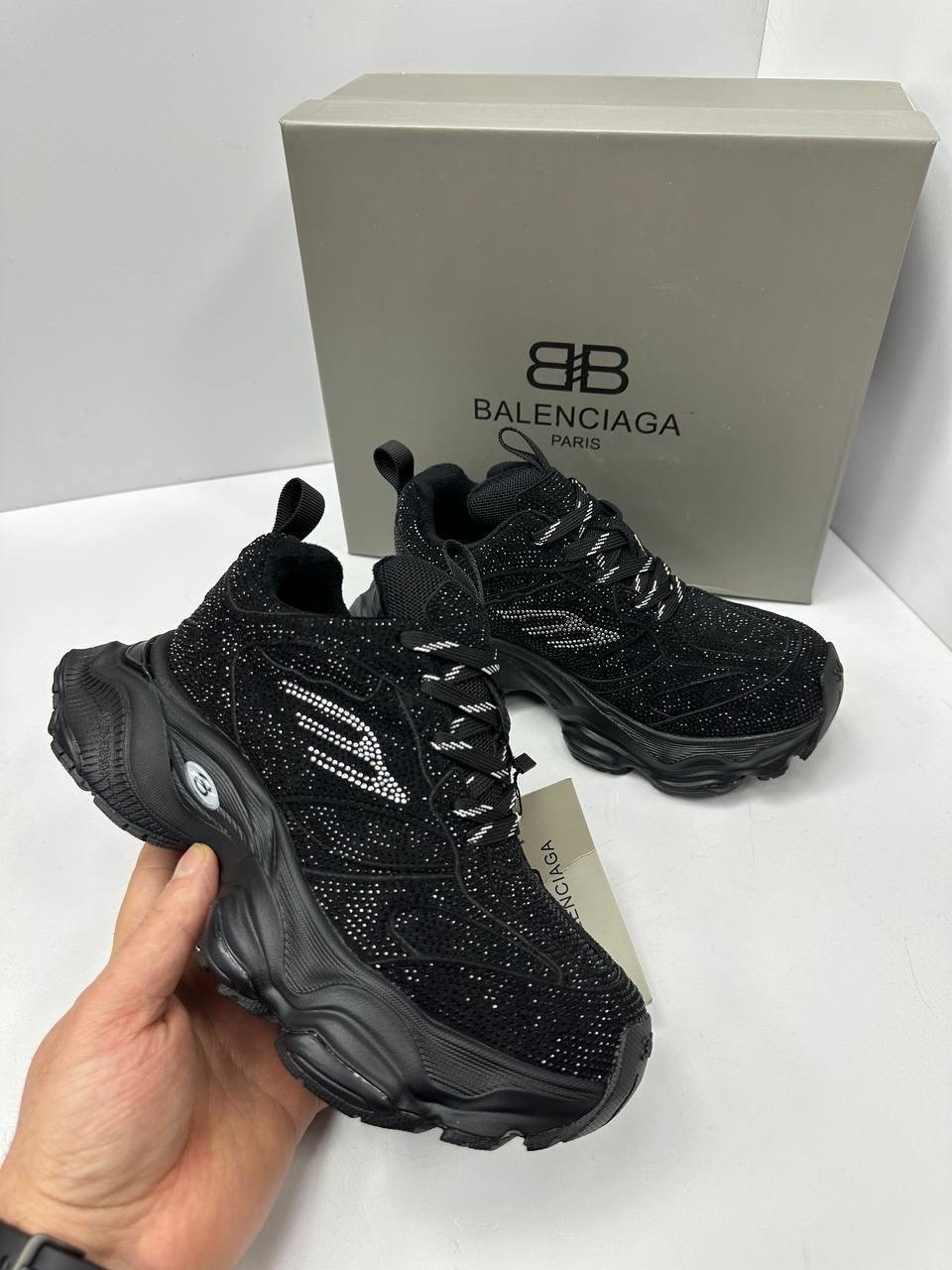 кроссовки balenciaga черные,кроссовки balenciaga,кроссовки balenciaga женские,кроссовки баленсиага черные,balenciaga triple s кроссовки