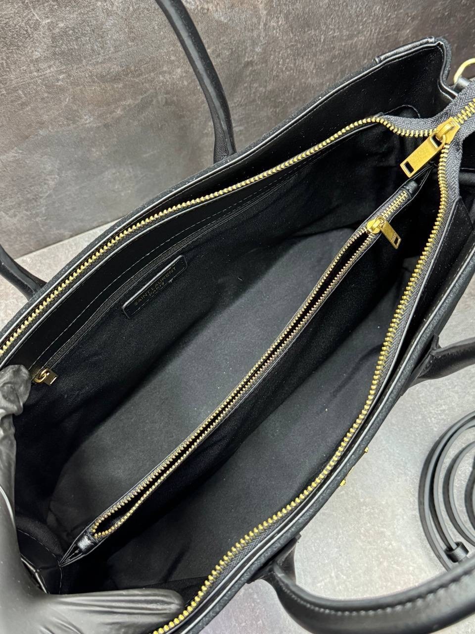 женская сумка ysl,сумка yves saint laurent,замшевая сумка yves saint laurent 32x25 см,замшевая сумка yves saint laurent 29x18 см,эксклюзивная замшевая сумка ysl