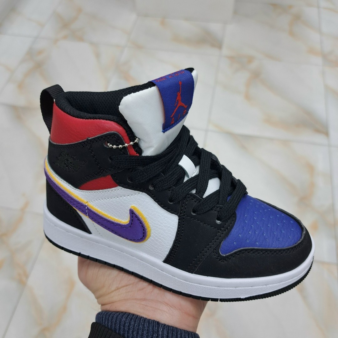 найк кроссовки женские высокие,кроссовки nike air jordan,женские кроссовки nike,nike air jordan 1 mid,кроссовки nike air jordan 1 mid