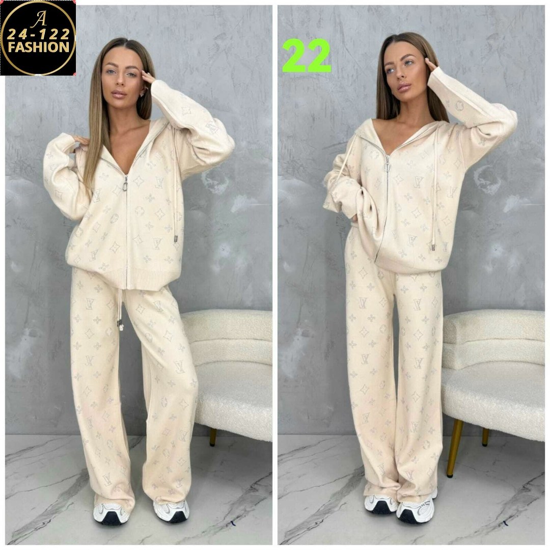 тёплые спортивные костюмы женские больших размеров,спортивный женский костюм больших размеров,спортивные костюмы женские,cпортивный костюм больших размеров,женские костюмы больших размеров