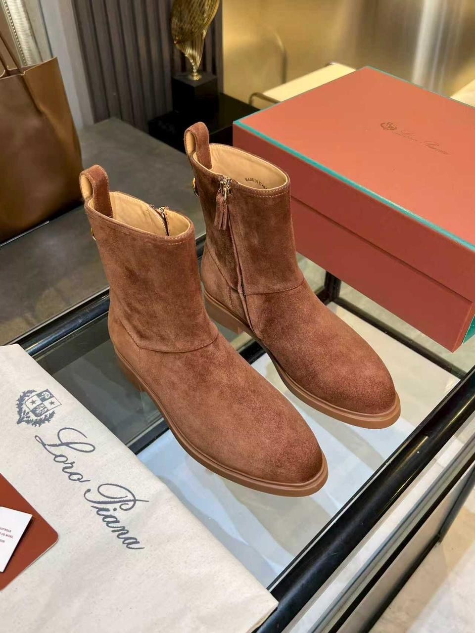 ,ботинки женские gianvito rossi,замшевые ботинки,женские ботинки, женская