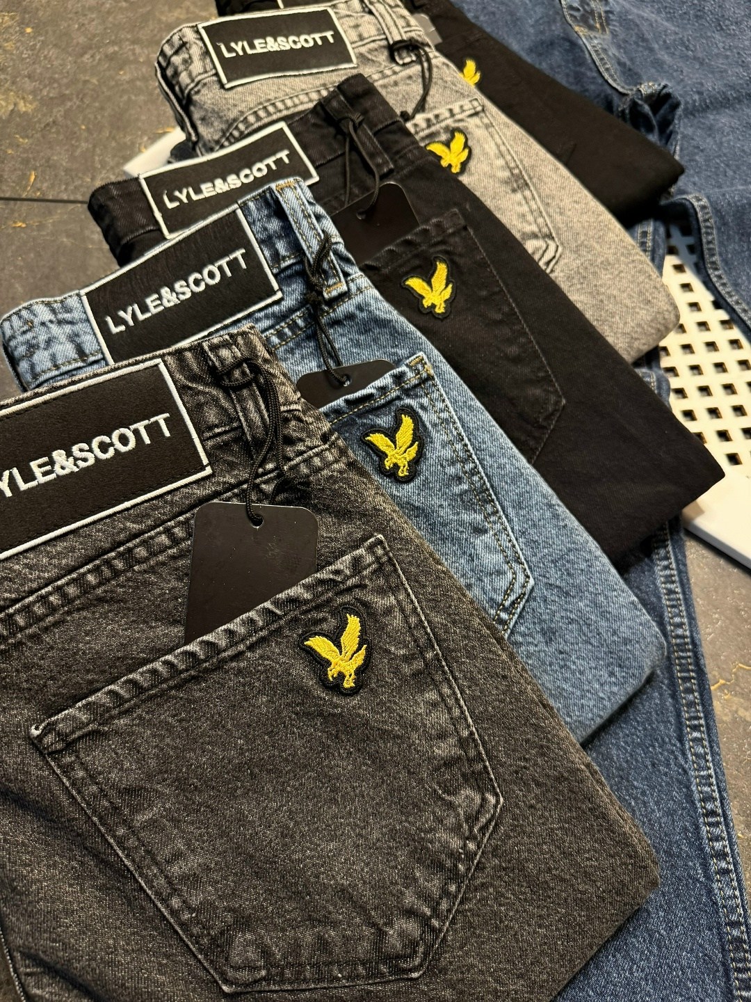 мужские джинсы,джинсы для мужчин,брюки джинсы,джинсы бананы мужские,джинсы