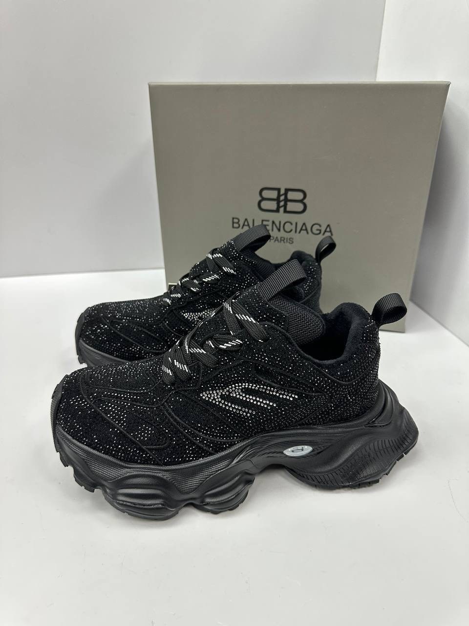 кроссовки balenciaga черные,кроссовки balenciaga,кроссовки balenciaga женские,кроссовки баленсиага черные,balenciaga triple s кроссовки