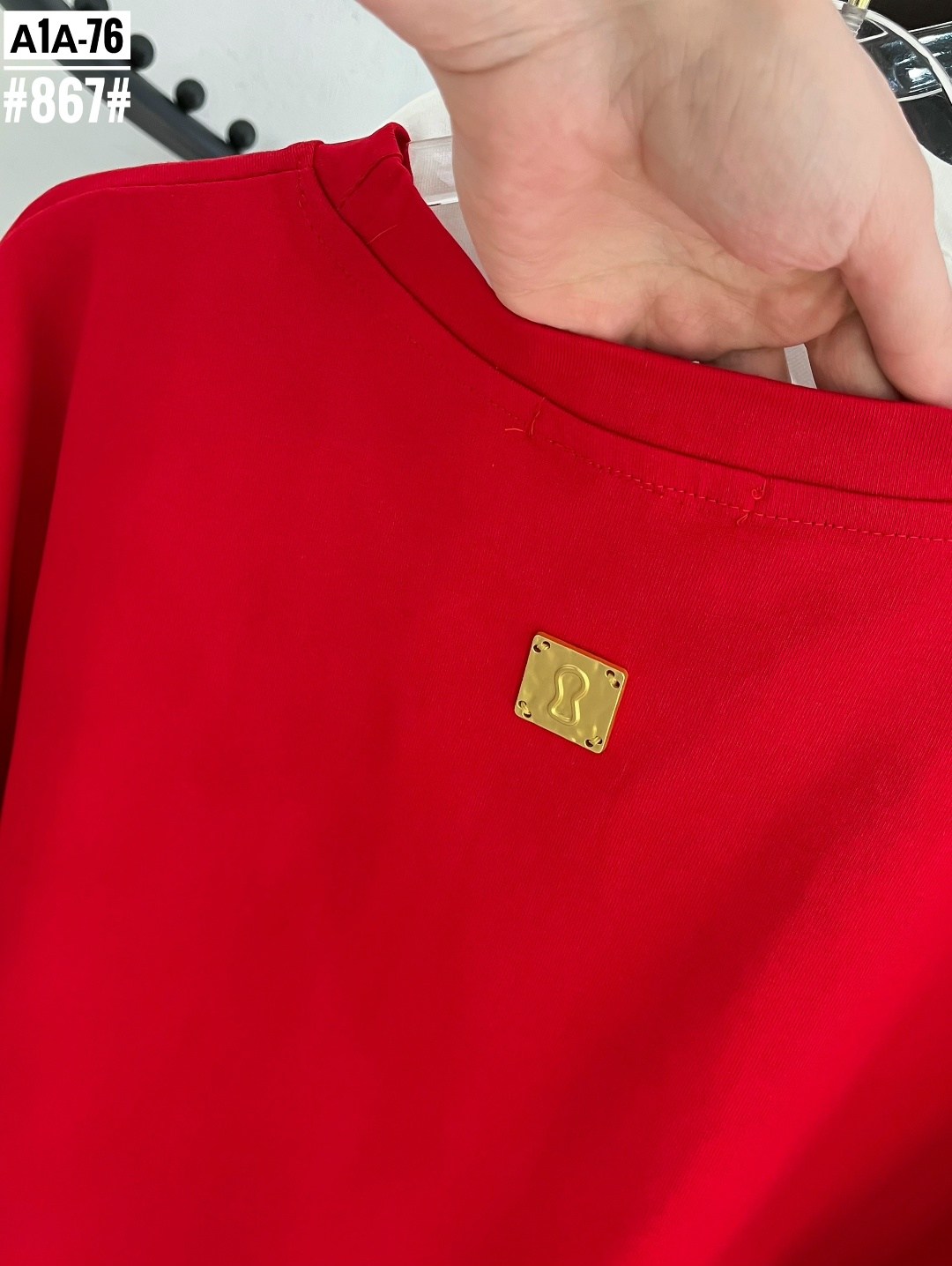 женская футболка,блузка женская,женская кофта,футболка женская chanel,кофта блузка