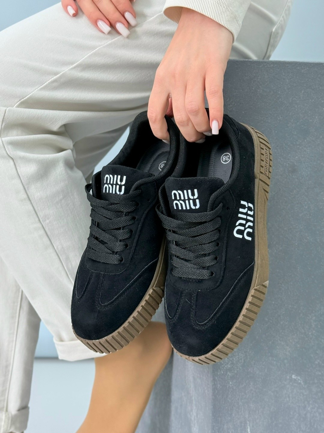 ,кеды пума женские замшевые на толстой подошве,замшевые кеды,замшевые кроссовки,обуви