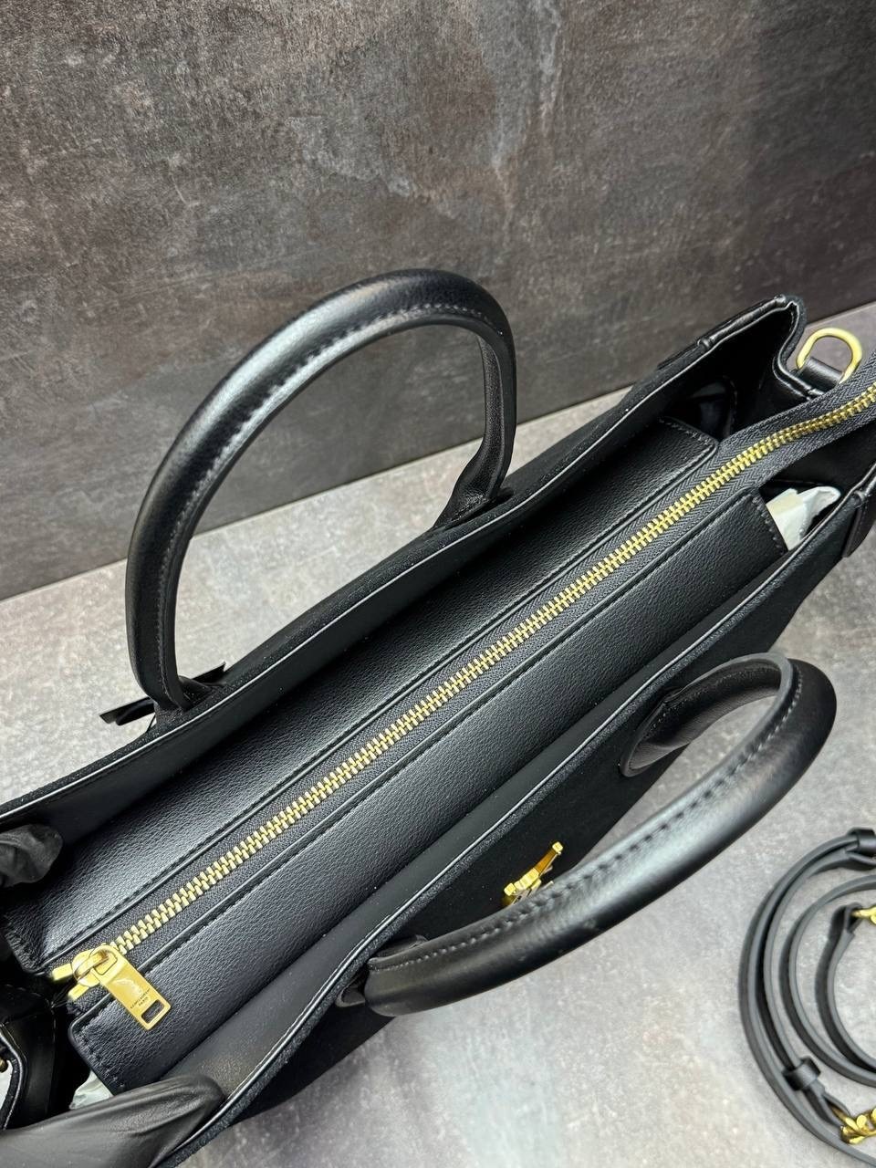 женская сумка ysl,сумка yves saint laurent,замшевая сумка yves saint laurent 32x25 см,замшевая сумка yves saint laurent 29x18 см,эксклюзивная замшевая сумка ysl