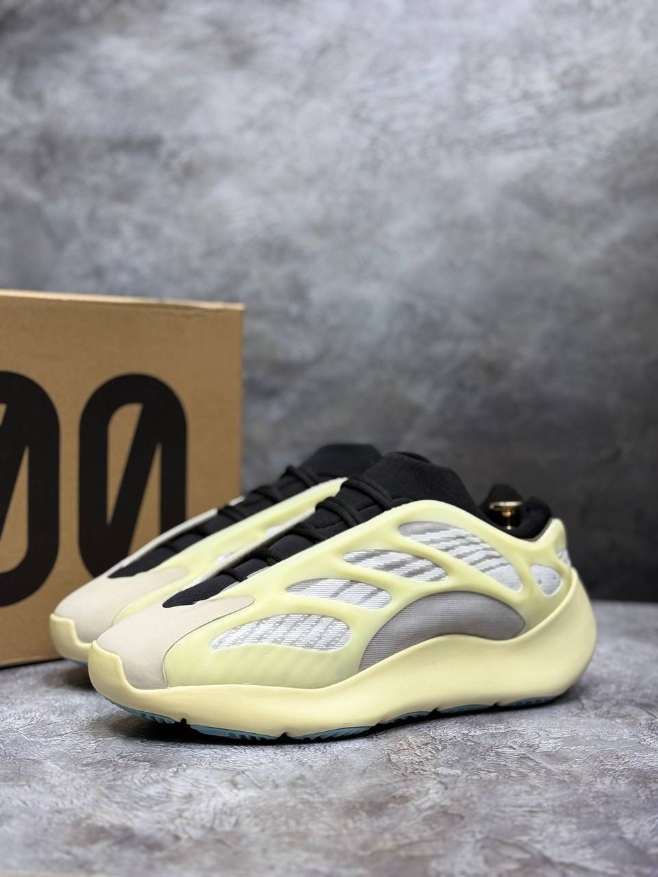 кроссовки adidas yeezy boost 700,adidas yeezy boost 700 v 3,adidas yeezy boost 700,yeezy boost 700 v 3,yeezy boost 700