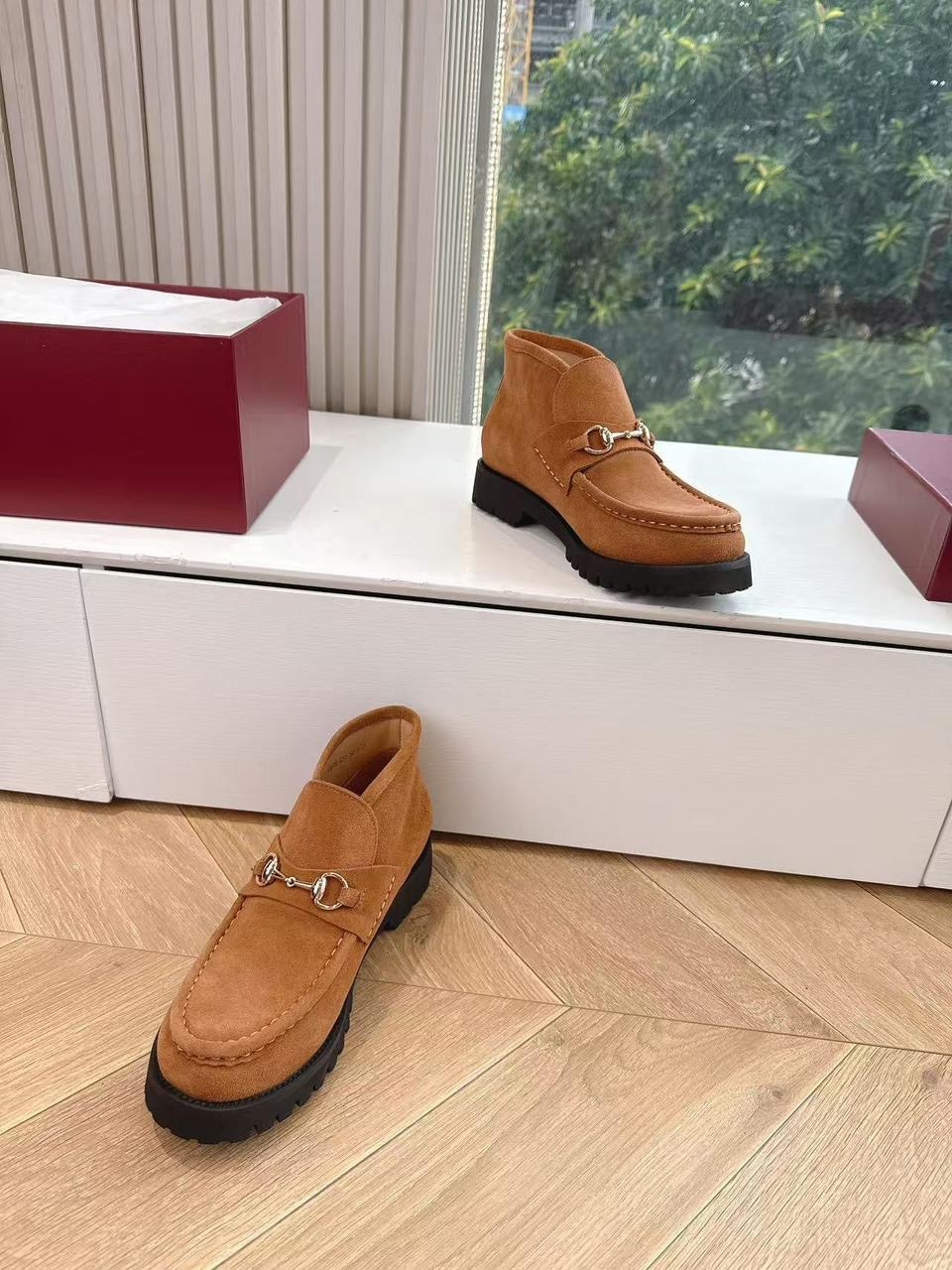 ботинки gucci,,лоферы gucci,замшевые ботинки,брендовая