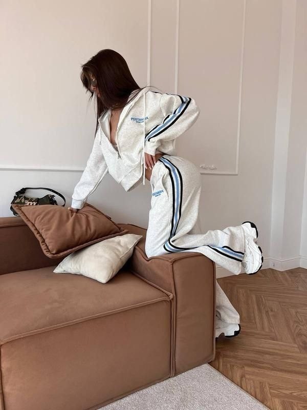 стильные костюмы,костюм двойка,костюм спортивный,спортивные женские костюмы,женский костюм