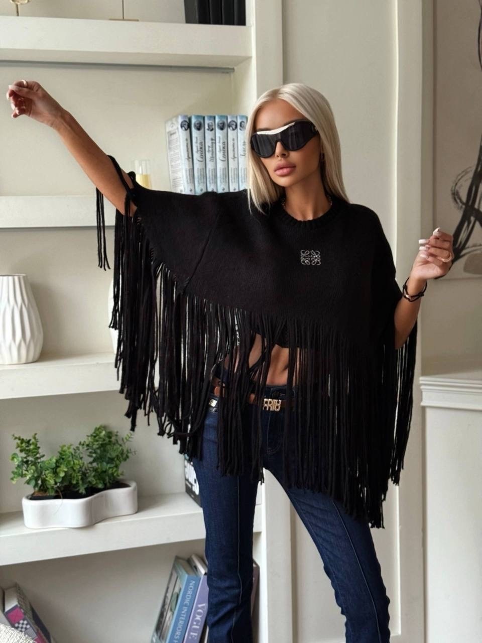кофта с бахромой,свитер с бахромой,удлиненный свитер,модные пончо,одежда с бахромой