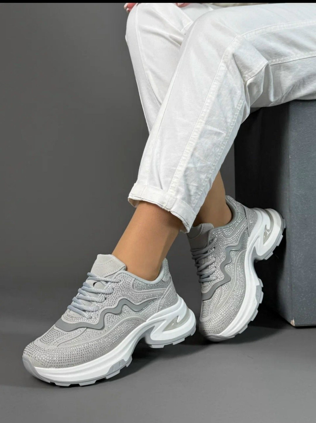 кроссовки женские,кроссовки,модные кроссовки,кроссовки для женщин,повседневные кроссовки