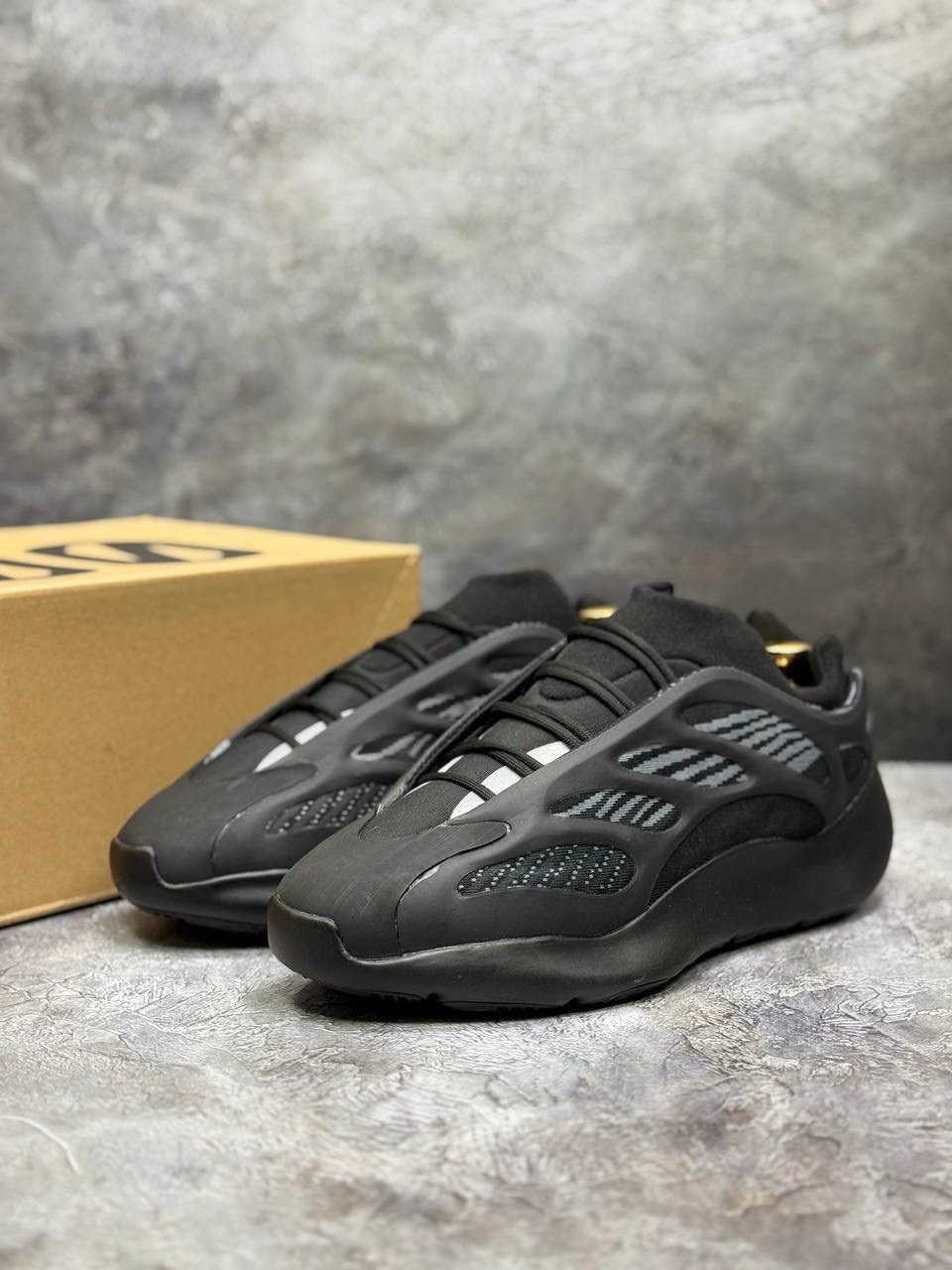 кроссовки adidas yeezy boost 700,adidas yeezy boost 700 v 3,adidas yeezy boost 700,yeezy boost 700 v 3,adidas yeezy 700 v3