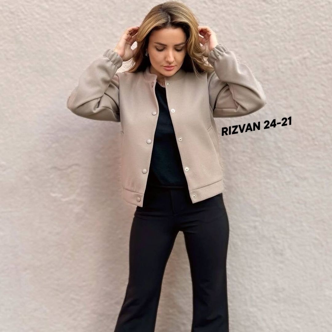 женская куртка,женская куртка бомбер,бомбер женский,куртка бомбер,повседневная куртка