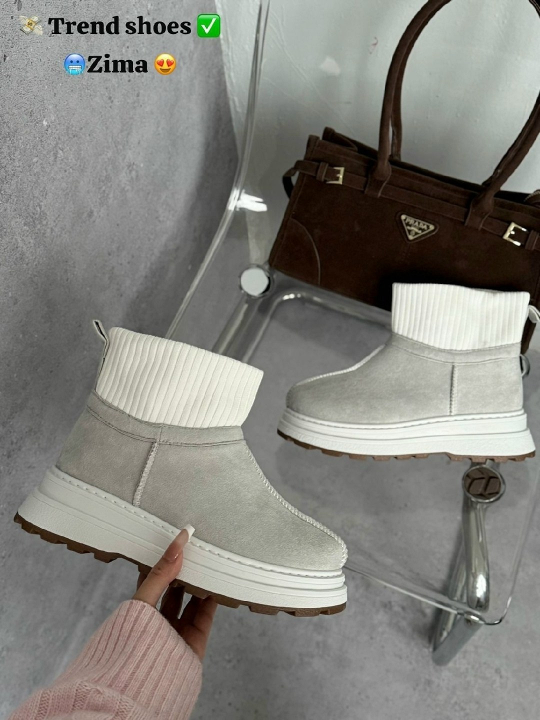 ,зимняя  женская,зимние женские ботинки,зимние угги на платформе,модная женская