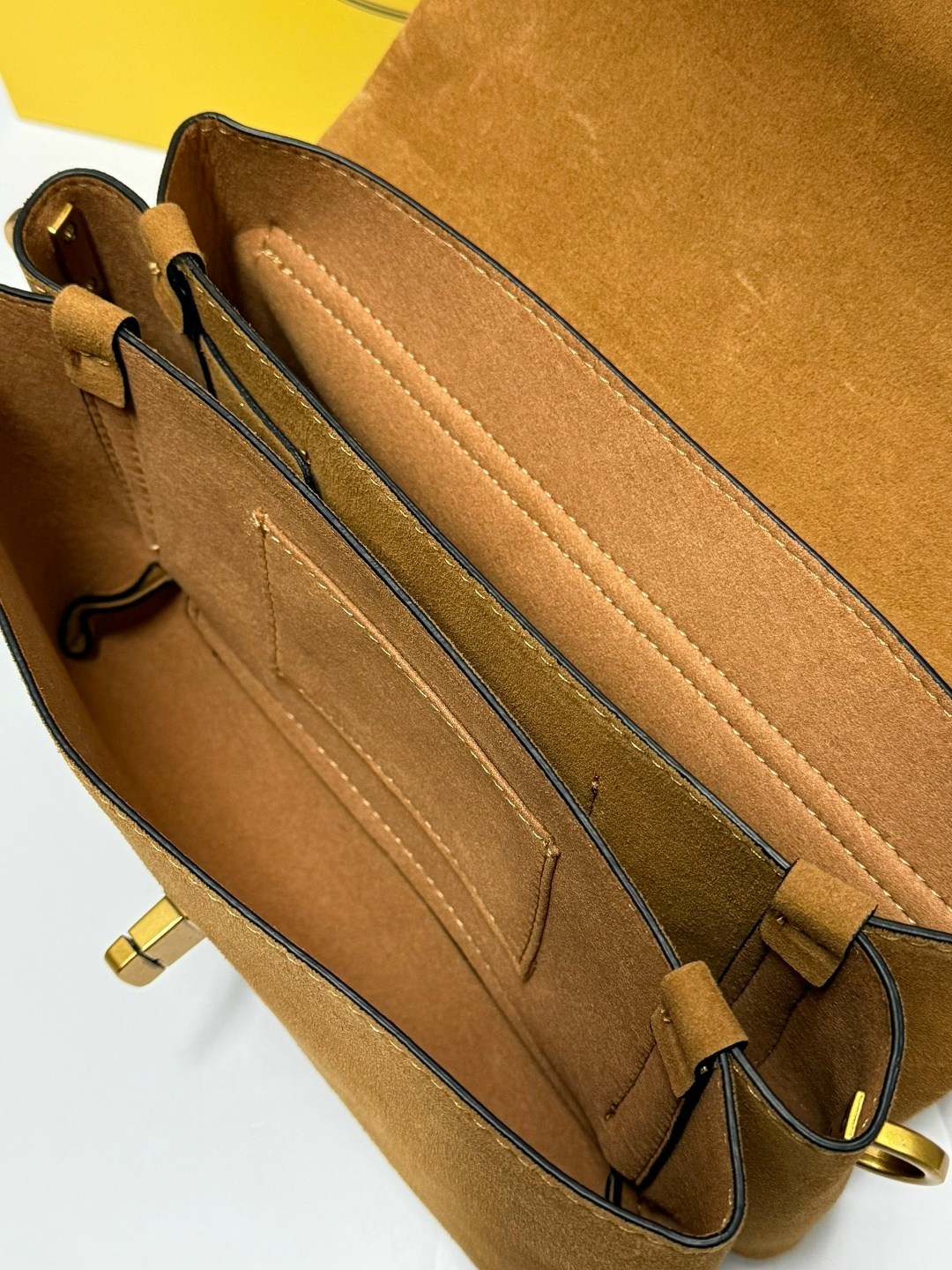 сумки,женская сумочка fendi (нат. замша),сумка женская,сумка женская брендовая,сумка