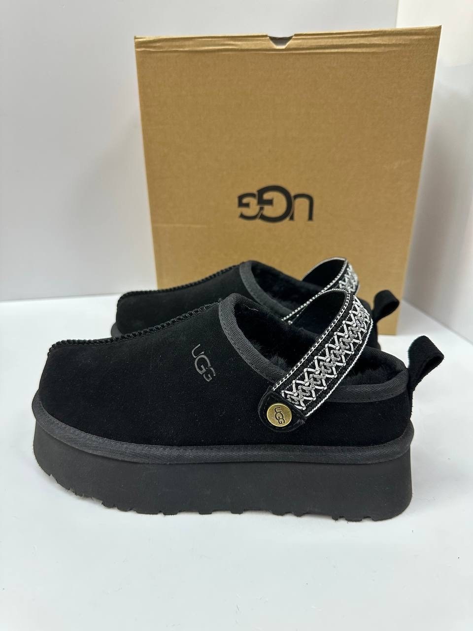 угги ugg мокасины размер 41 черный,угги-мокасины замшевые натуральные зимние черные размер 40,угги-мокасины замшевые натуральные зимние черные размер 36,угги женские ugg,угги женские