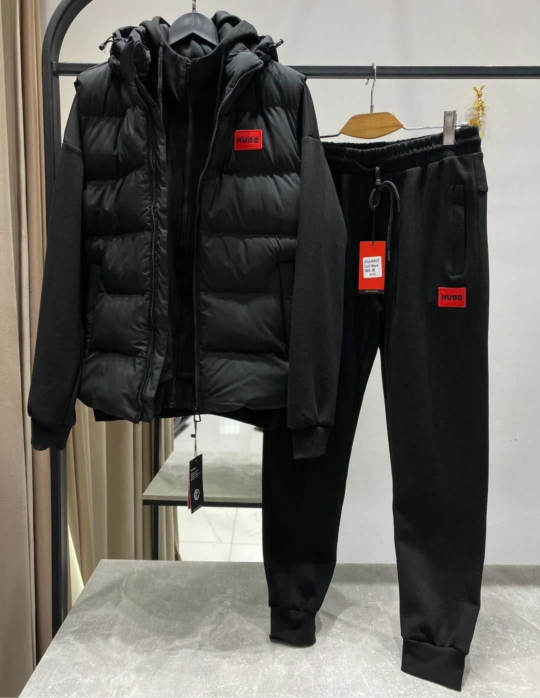 мужской спортивный костюм тройка hugo boss,зимний спортивный мужской костюм hugo boss тройка,спортивные мужские костюмы,hugo костюм спортивный,костюм спортивный