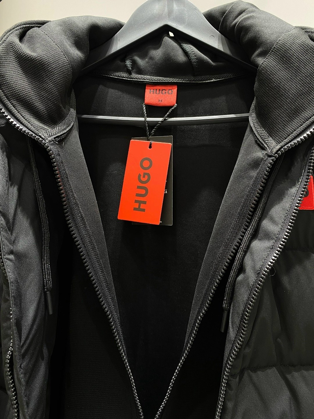 мужской спортивный костюм тройка hugo boss,зимний спортивный мужской костюм hugo boss тройка,спортивные мужские костюмы,hugo костюм спортивный,костюм спортивный