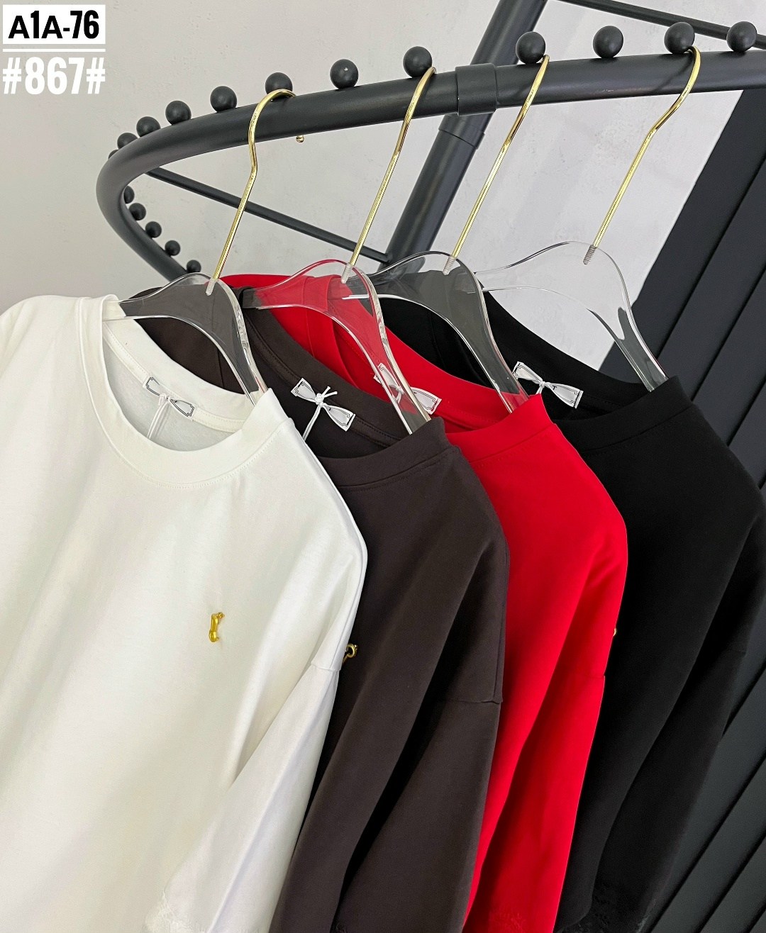 женская футболка,блузка женская,женская кофта,футболка женская chanel,кофта блузка