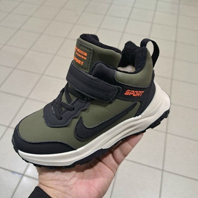 ,зимние кроссовки adidas,кроссовки adidas,кроссовки зимнее,детская зимняя