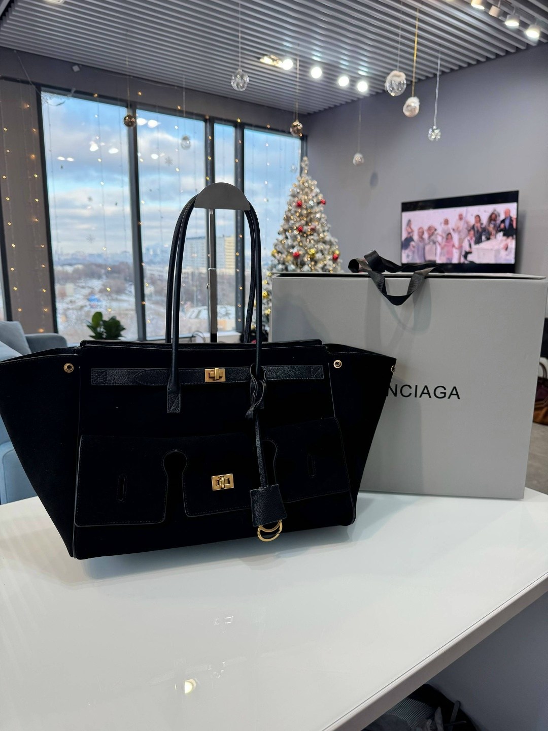 сумка fendi peekaboo замшевая,сумка женская,сумка,сумки женские модные,замшевая сумка в стиле hermes birkin