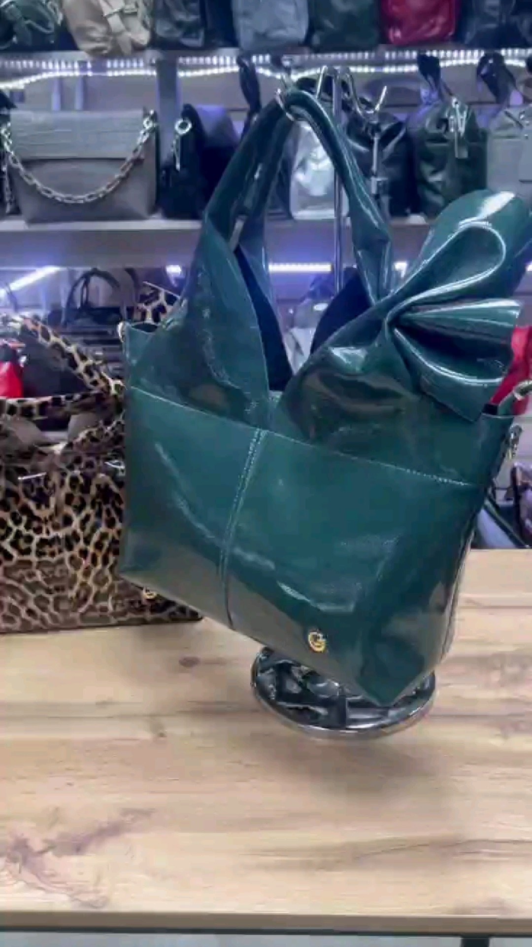 сумка,сумки женская кожаная,сумки женская,зеленая сумка,женская сумка из натуральной кожи