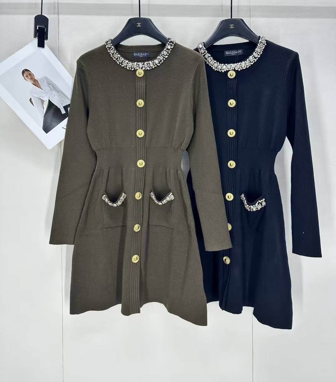 стильное платье,женское трикотажное платье,трикотажное платье,платье женское с воротником,платье в стиле