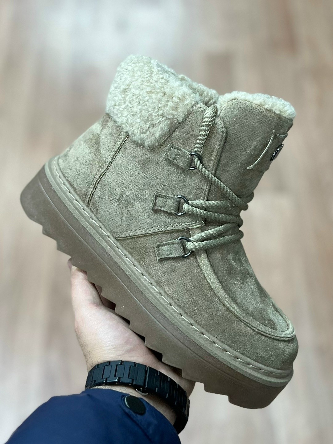 ,ботинки женские зимние,угги зимние из натуральной замши,угги зимние из натуральной замши на платформе,зимняя  женская