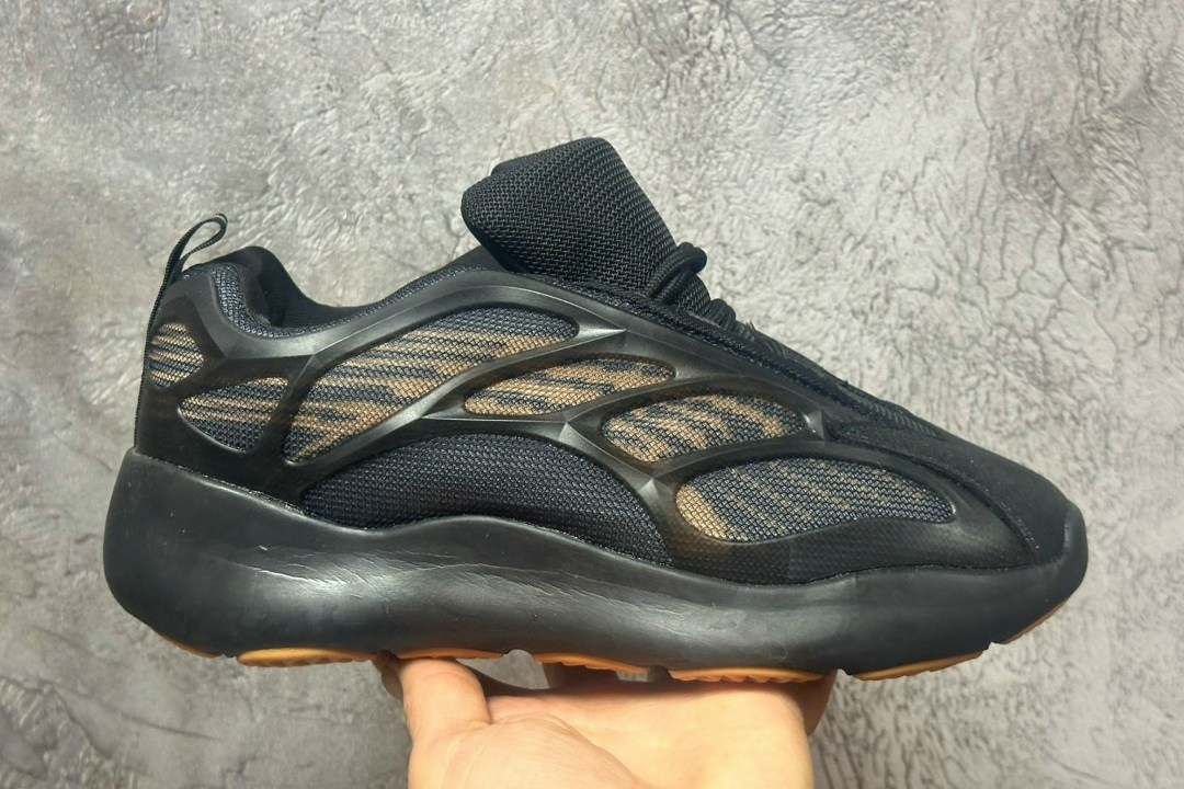 adidas yeezy boost 700 v 3,кроссовки adidas yeezy boost 700,adidas yeezy boost 700,adidas yeezy 700 v 3,yeezy boost 700 v 3