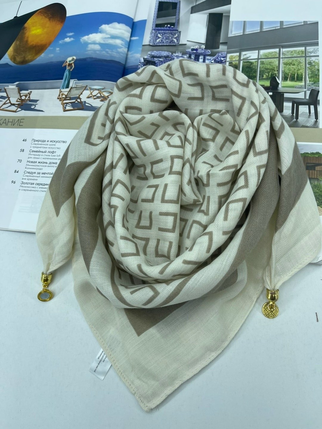 платки шарф,тонкиe платки,платок шейный fendi,брендовый платок,платки женские