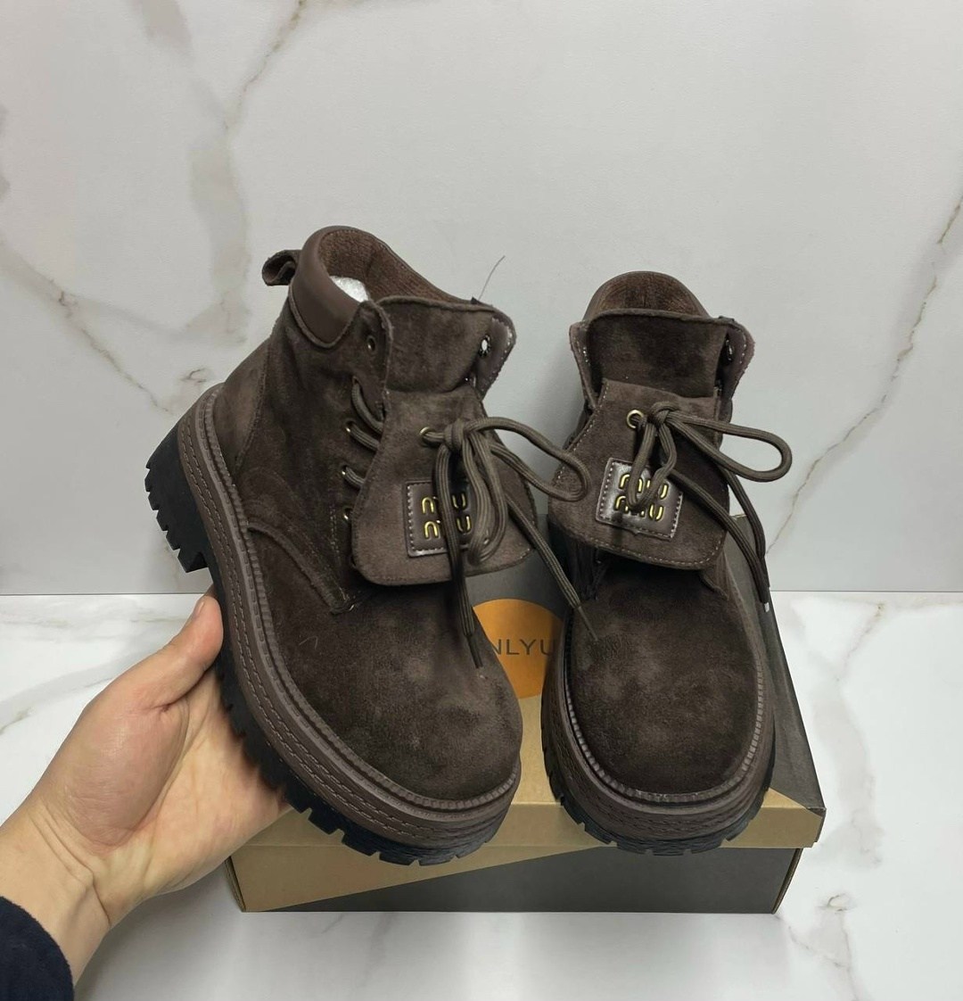 ботинки замшевые женские miu miu,ботинки из натуральной замши,,ботинки замшевые miu miu,ботинки натуральные замшевые