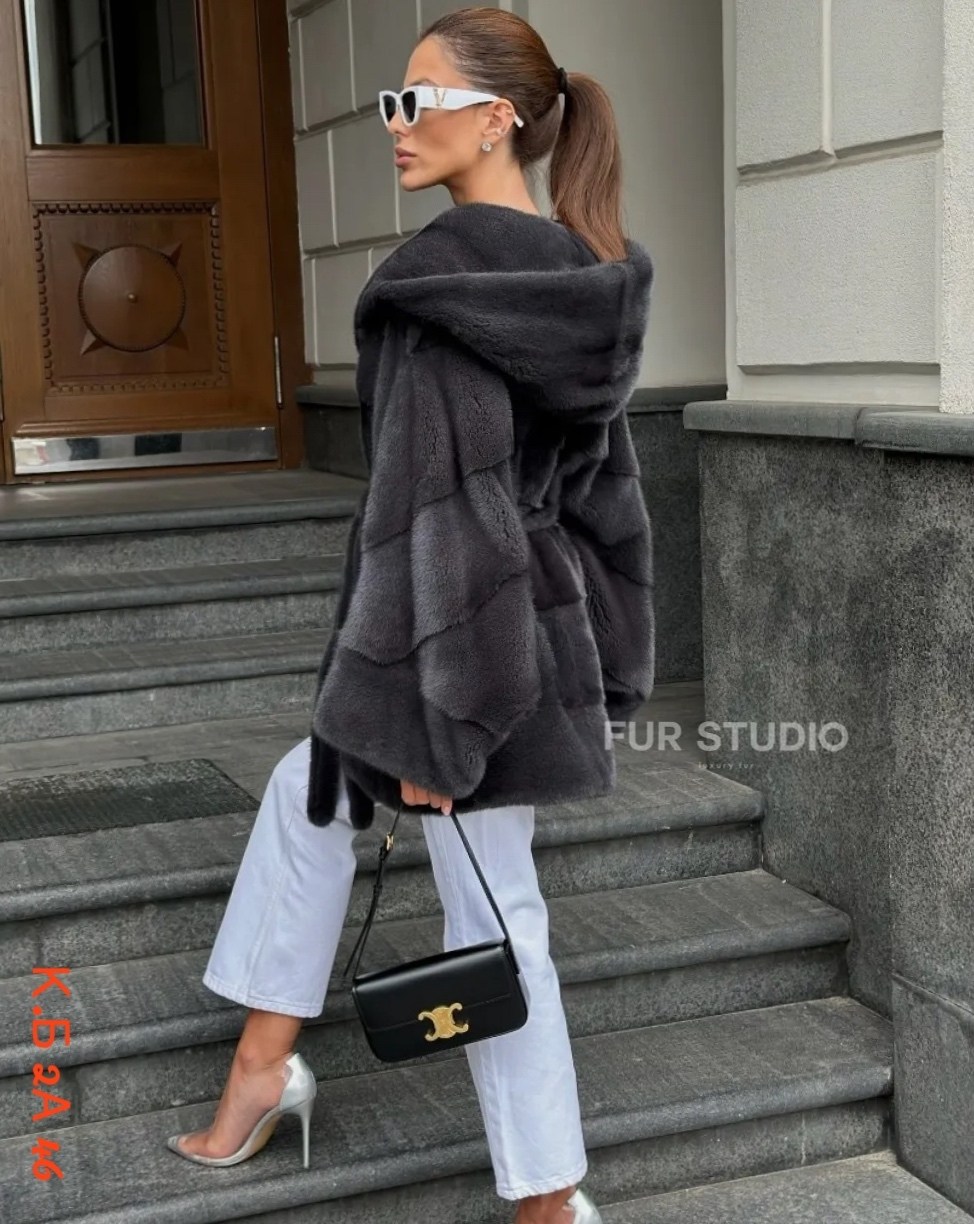 норковая шуба летучая мышь графит с капюшоном,норковая шуба летучая мышь,норковая графитовая шуба с капюшоном укороченная,шуба из скандинавской норки летучая мышь,шуба из норки цвета графит с капюшоно