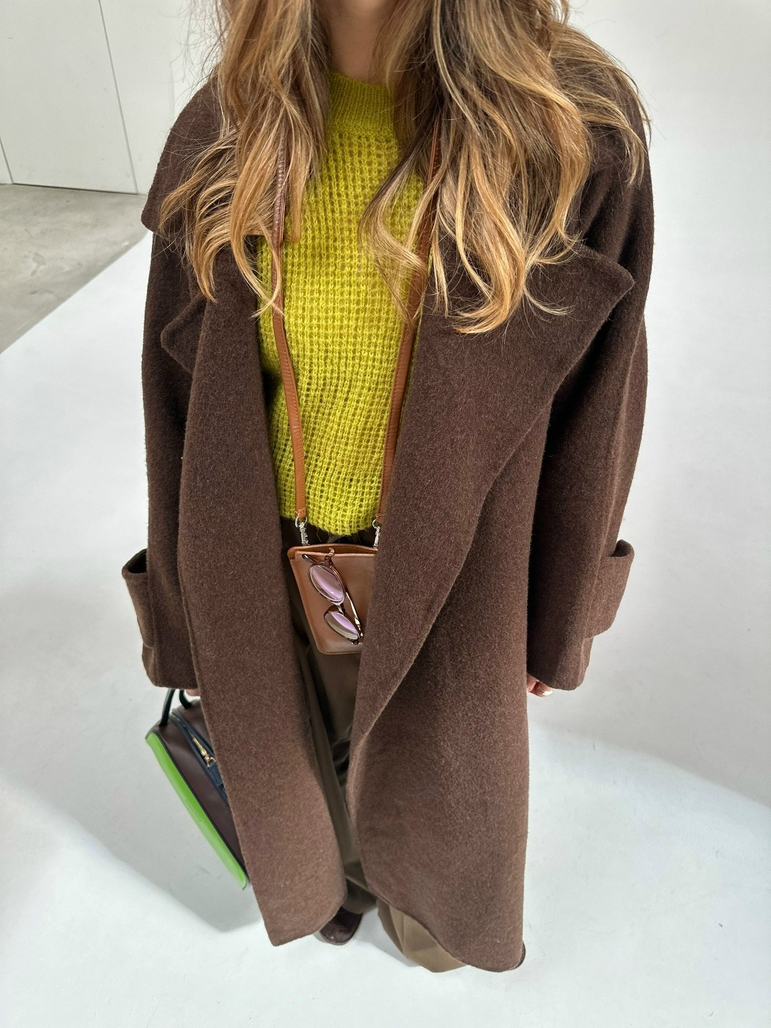 коричневое пальто,пальто женское,пальто шерстяное,пальто,пальто шоколадного цвета