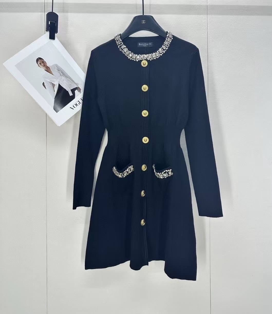 стильное платье,женское трикотажное платье,трикотажное платье,платье женское с воротником,платье в стиле