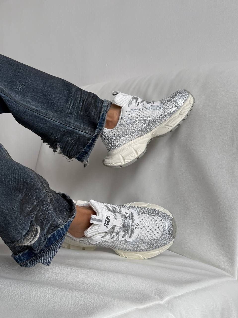 balenciaga кроссовки женские,женские кроссовки,кроссовки,кроссовки balenciaga,кроссовки серебряные