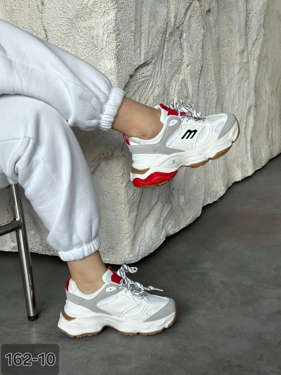 кроссовки женскиe,массивные кроссовки,модные кроссовки,кроссовки эко,женские кроссовки спортивные