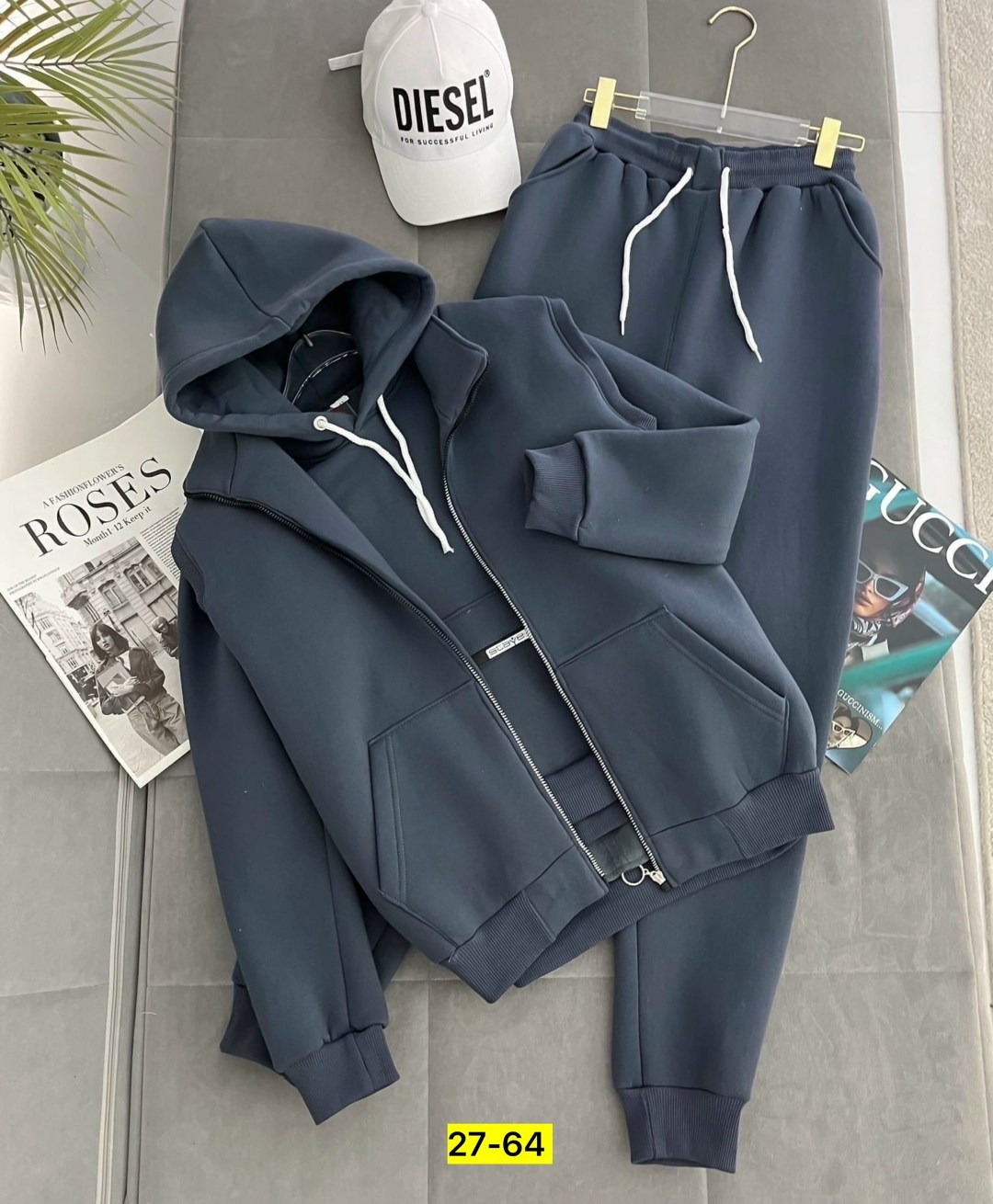 костюм тройка женский спортивный на флисе,костюм женский на флисе,костюм на флисе,спортивный костюм женский на флисе,костюм женский на флисе толстовка и штаны арт. 1347667