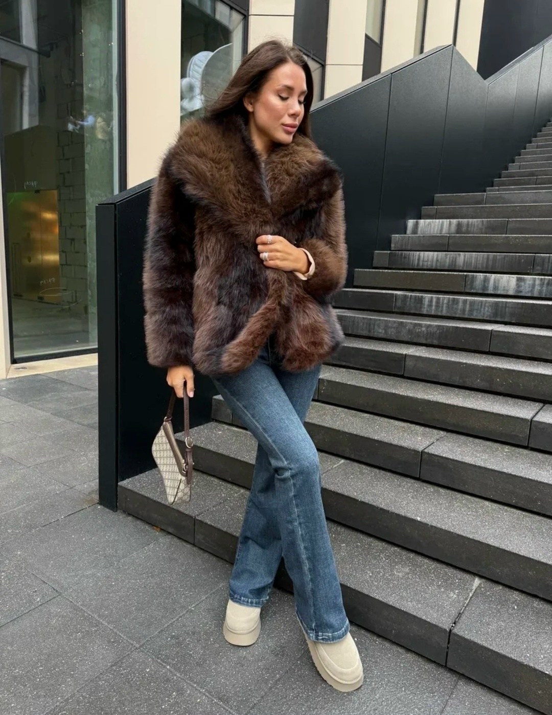 шуба,шуба искусственная,шуба короткая,шуба из искусственного меха,шуба искусственная короткая