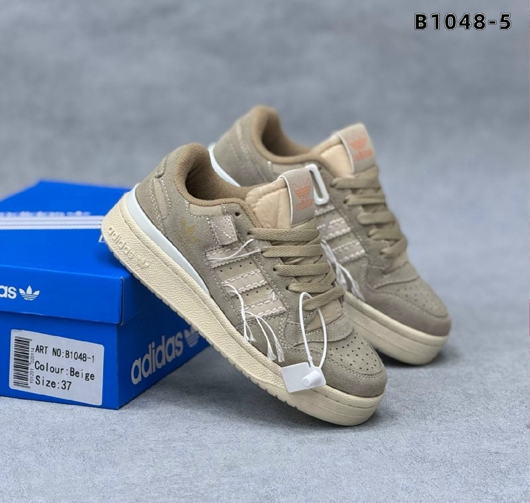 кроссовки adidas,кроссовки женский adidas,кроссовки adidas унисекс,кроссовки замша,бежевые кроссовки