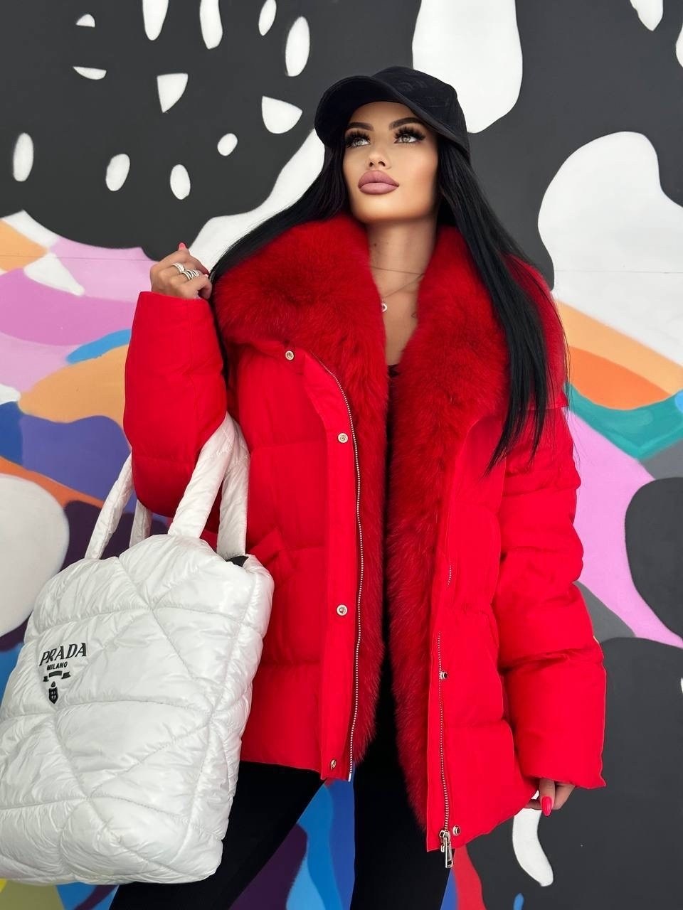 пуховик монклер женский красный,пуховики с натуральным мехом,зимние куртки,женский пуховик,куртка зимняя женская