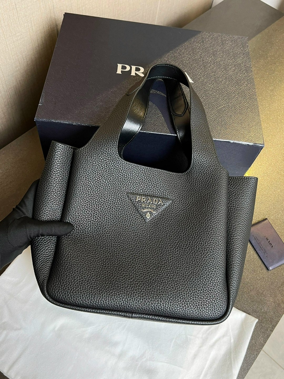 сумка женская prada,сумка prada через плечо,сумка prada,сумка тоут прада,сумка