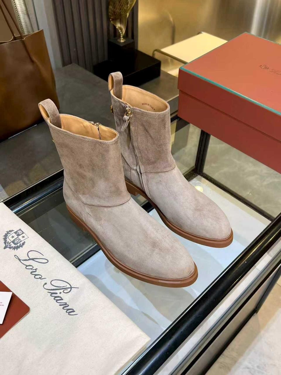 ,ботинки женские gianvito rossi,замшевые ботинки,женские ботинки, женская