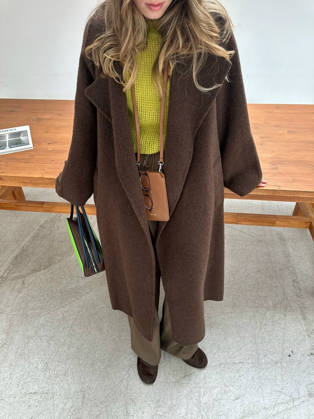 коричневое пальто,пальто женское,пальто шерстяное,пальто,пальто шоколадного цвета