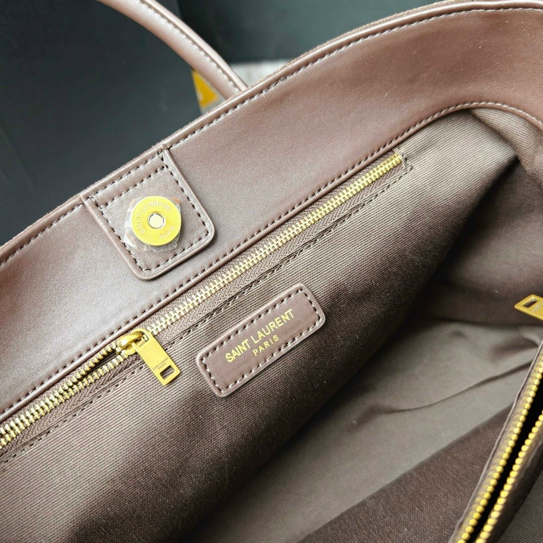 замшевая сумка yves saint laurent 32x25 см,замшевая сумка yves saint laurent 29x18 см,сумка женская yves saint laurent замшевая,сумка saint laurent женская замша бордовая,замшевая сумка yves saint lau