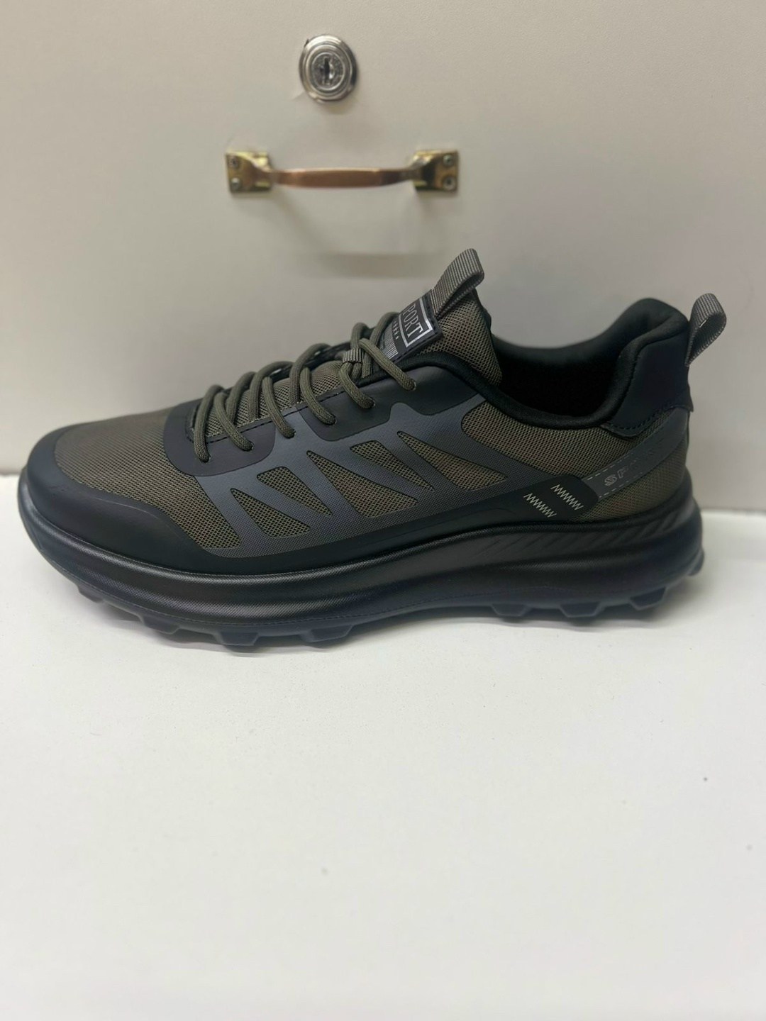 кроссовки,кроссовки повседневные,кроссовка мужской,мужские кроссовки,кроссовки мужские для спорта