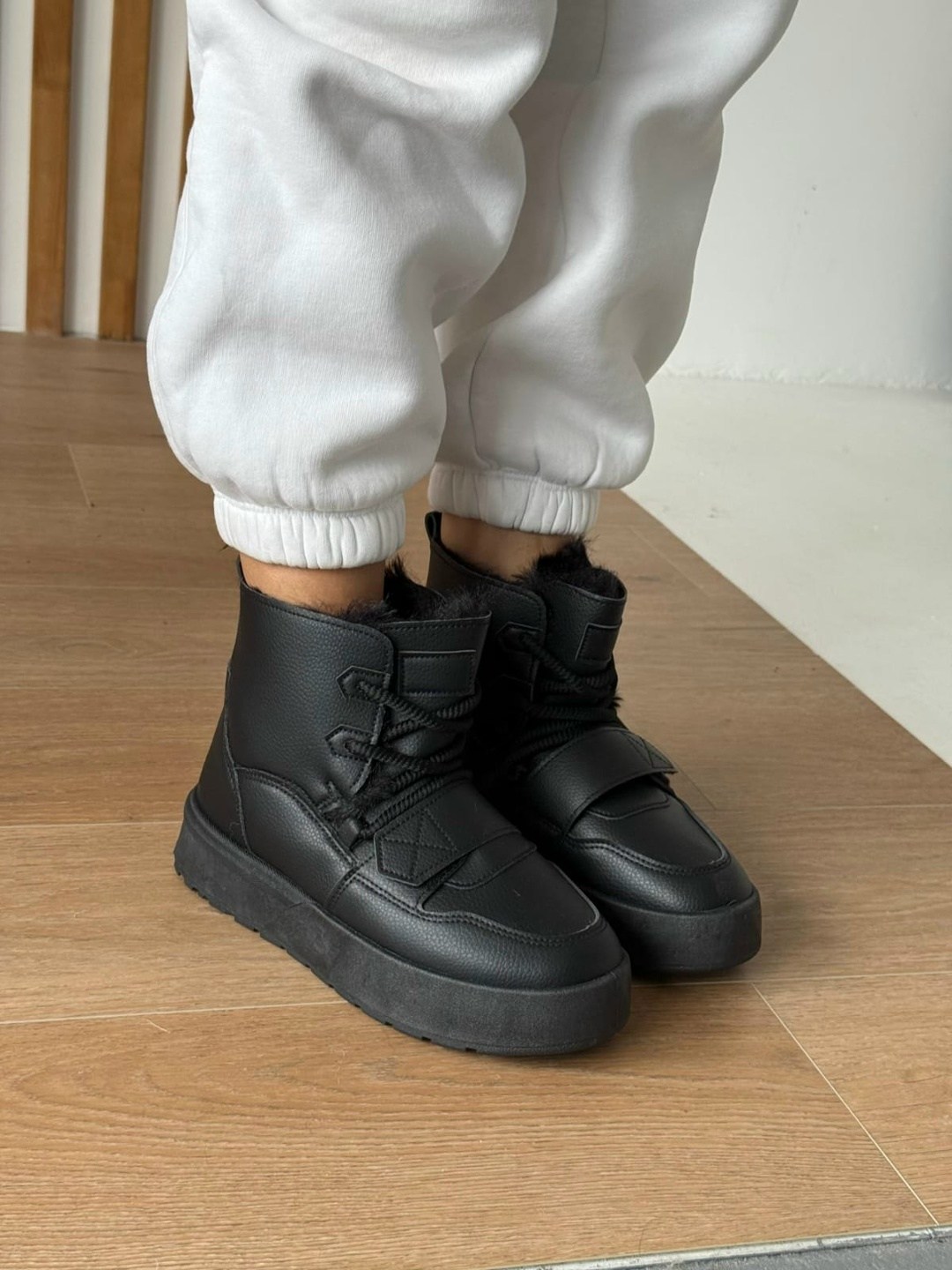 зимние женские ботинки,,кроссовки женские зимние,зимняя  женская, женская