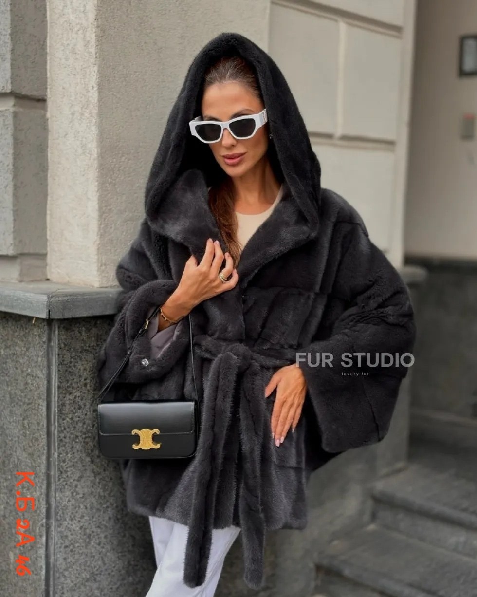 норковая шуба летучая мышь графит с капюшоном,норковая шуба летучая мышь,норковая графитовая шуба с капюшоном укороченная,шуба из скандинавской норки летучая мышь,шуба из норки цвета графит с капюшоно