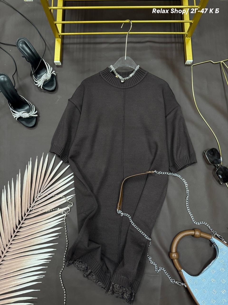 вязаное платье с кружевом по низу,теплое платье с кружевом,платье,платье и туника,платье свитер с кружевом внизу