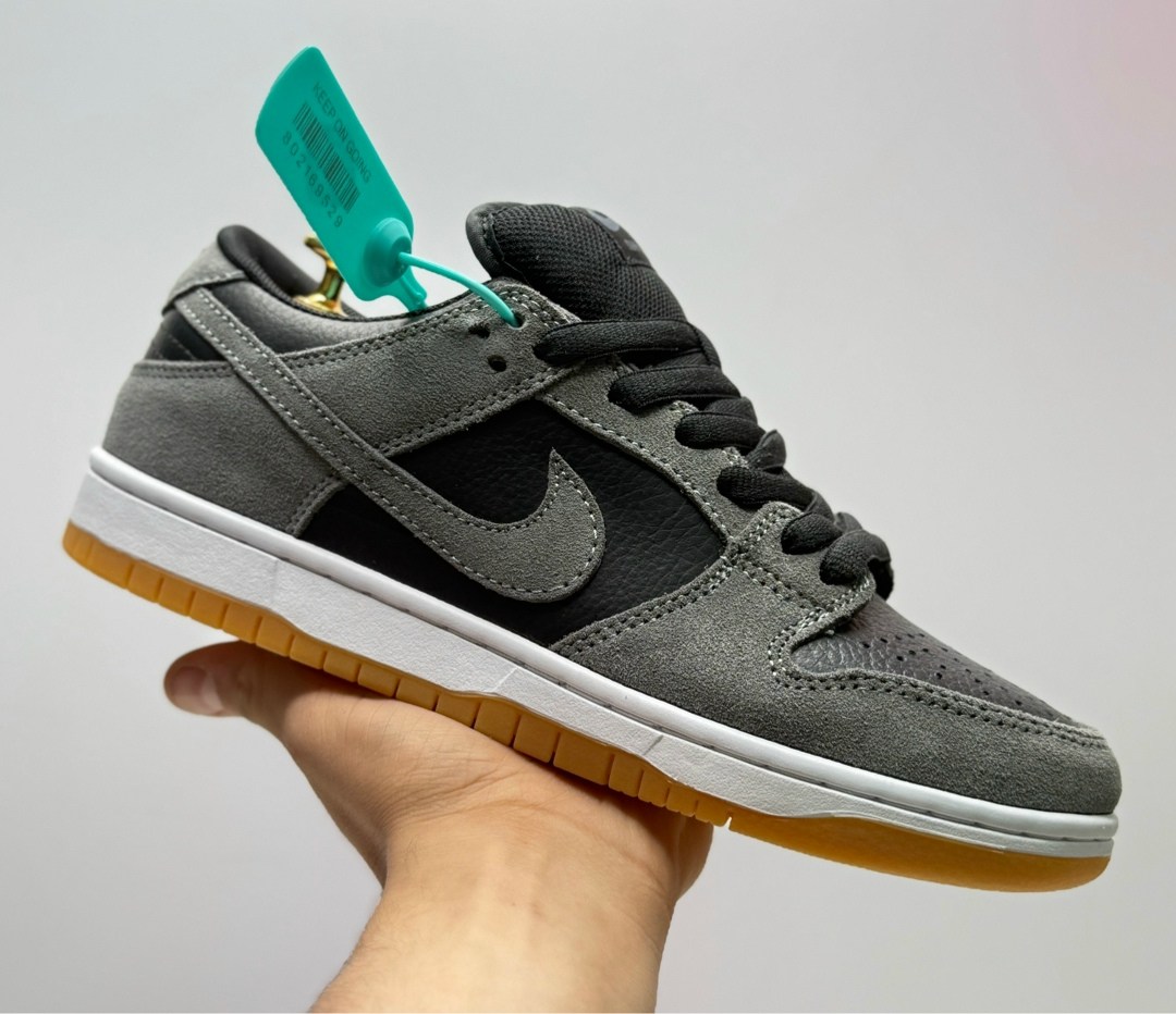 nike sb dunk low dark grey black gum,nike sb dunk low black grey,nike sb dunk low pro black,nike dunk sb low dark grey,кроссовки nike sb dunk low dark grey black gum